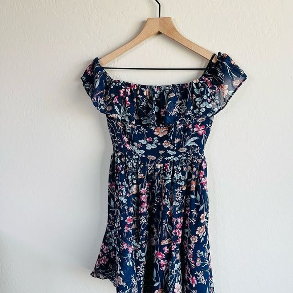 Lulus Women’s My Favorite Navy Floral Print Off The Shoulder Mini Dress Size XS - Picture 7 of 10